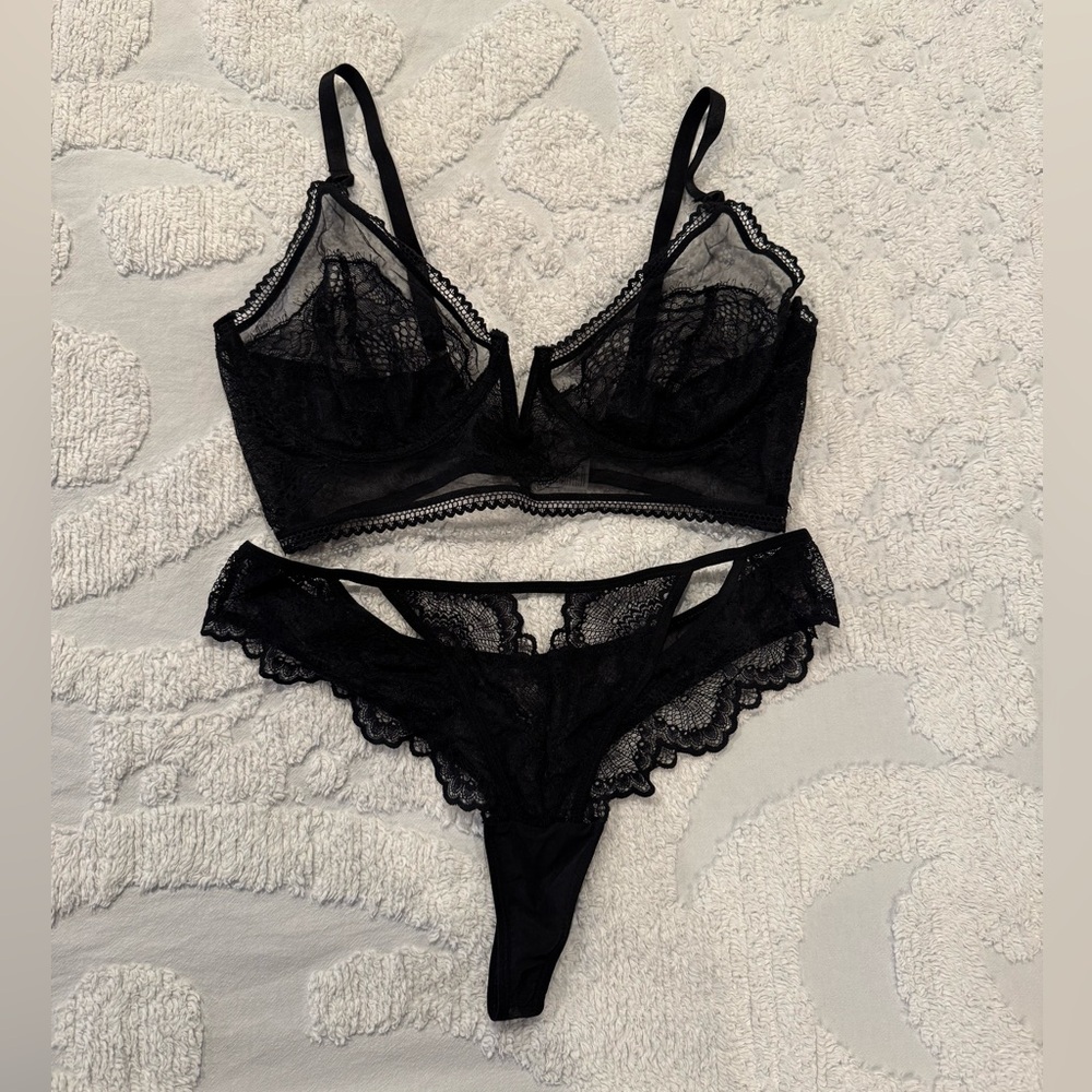 Thistle and Spire set 36D XL
